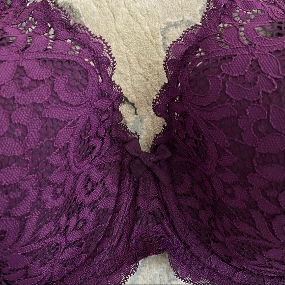 NWT Victoria’s Secret Body by Victoria Lined Demi Bra - Picture 2 of 9